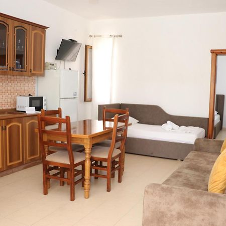 Apartment Celaj Velipojë Dış mekan fotoğraf